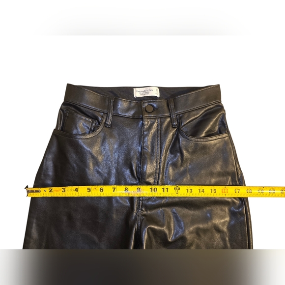 Abercrombie & Fitch Women’s Faux Leather Ankle Straight Pants Black Size 27 / 4 - Picture 5 of 11